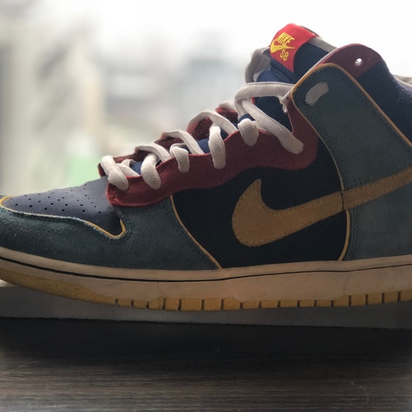 Pac Man Dunks 2009 men size 10.5, OG box and laces - Picture 4 of 4